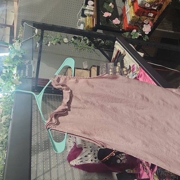 Violet Light Pink Ruffle Top Small - Picture 6 of 10